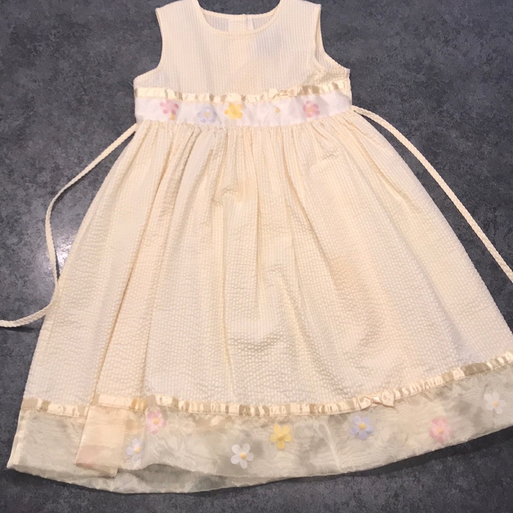 Emily West yellow flower dress girl size 10